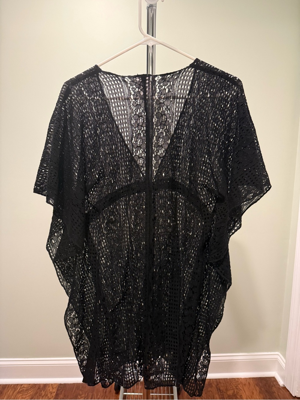 BECCA Rebecca Virtue Black Crochet Caftan Swim Cover Up XS/S - Picture 5 of 6